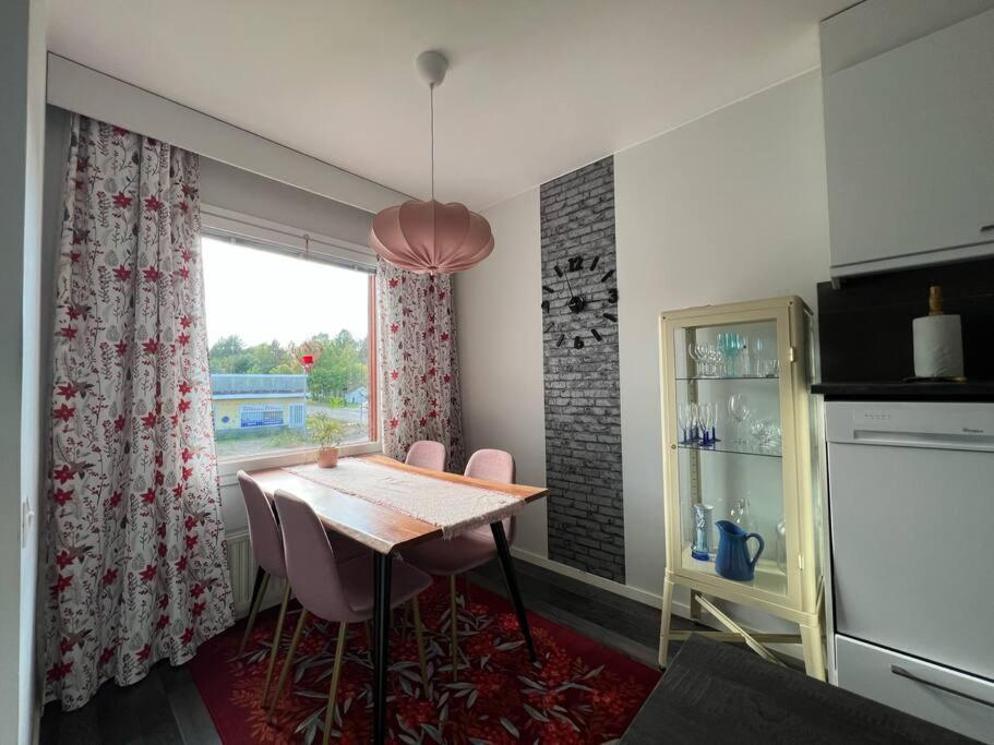 רובניימי Aurora Apartment 2Bdr Wsauna מראה חיצוני תמונה