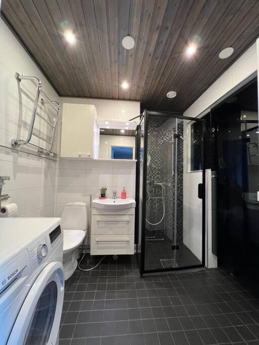 רובניימי Aurora Apartment 2Bdr Wsauna מראה חיצוני תמונה