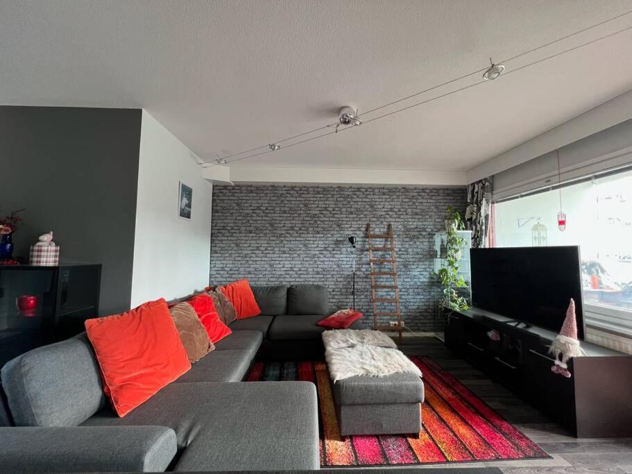 רובניימי Aurora Apartment 2Bdr Wsauna מראה חיצוני תמונה